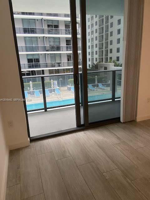 Photo - 45 SW 9th St Unit 1007