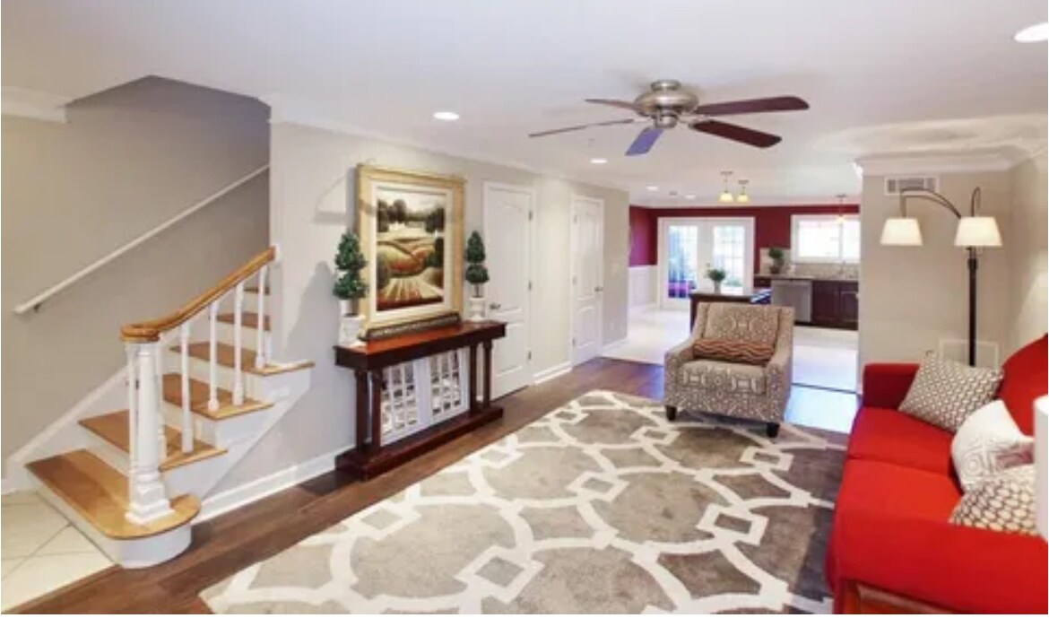 Photo - 3079 Colonial Way Unit E