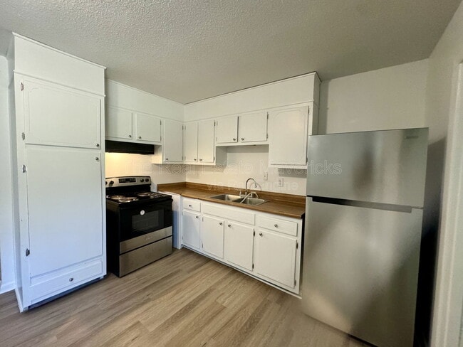 Building Photo - 4615 Murray Lake Ln