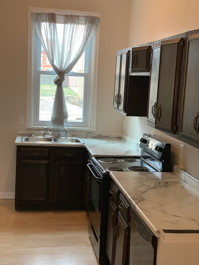 Photo - 1414 N Franklin St