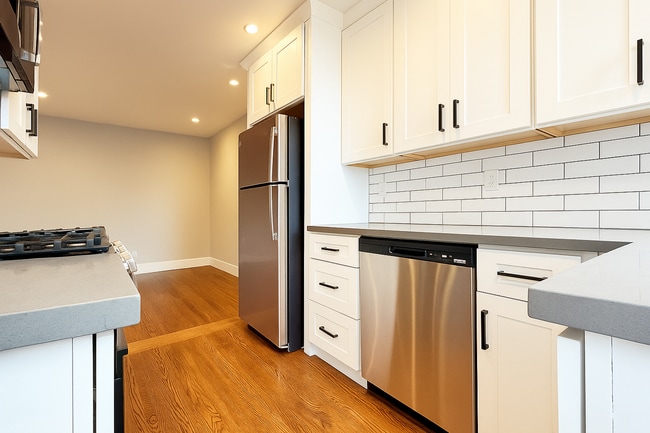 Photo - 1435-1437 19th Avenue Unit 1435 19th Avenue