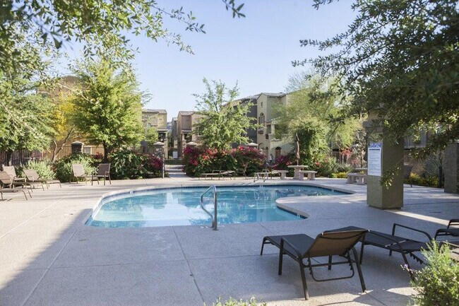 Photo - 16825 N 14th St