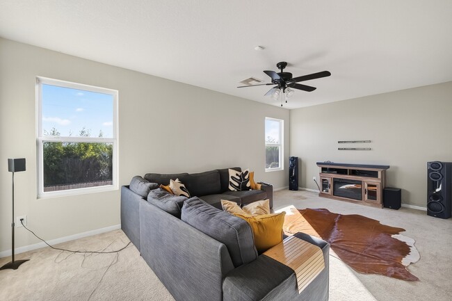 Photo - 3326 Zephyr Glen Way