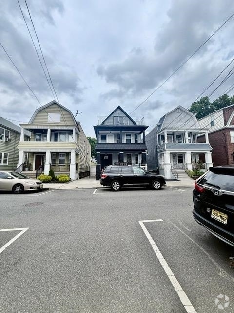 Building Photo - 8516 3rd Ave Unit 2 Rental