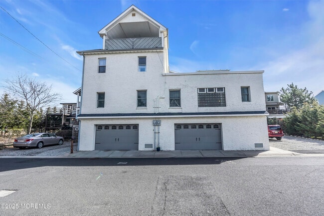 492 Ocean Ave