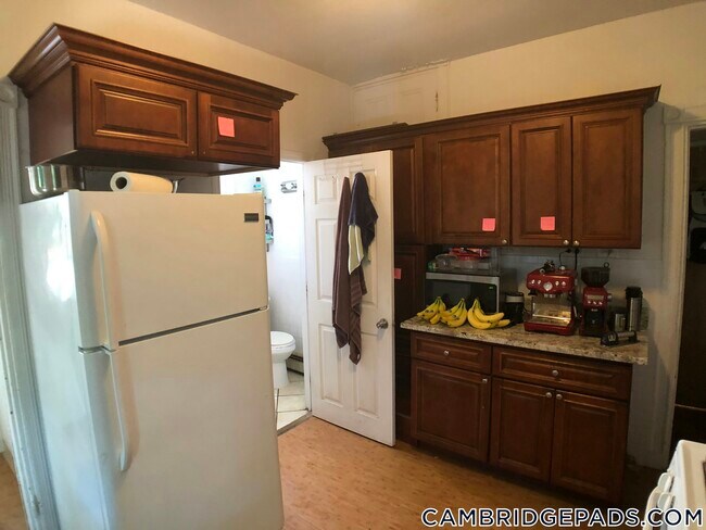 17 Putnam Ave Unit A
