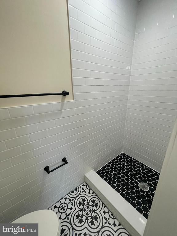 Photo - 2411 Tremont St