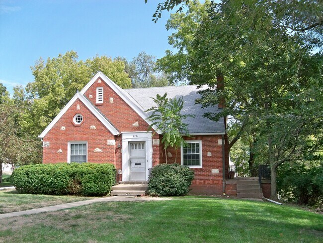 Photo - 2731 Ashland Ave House