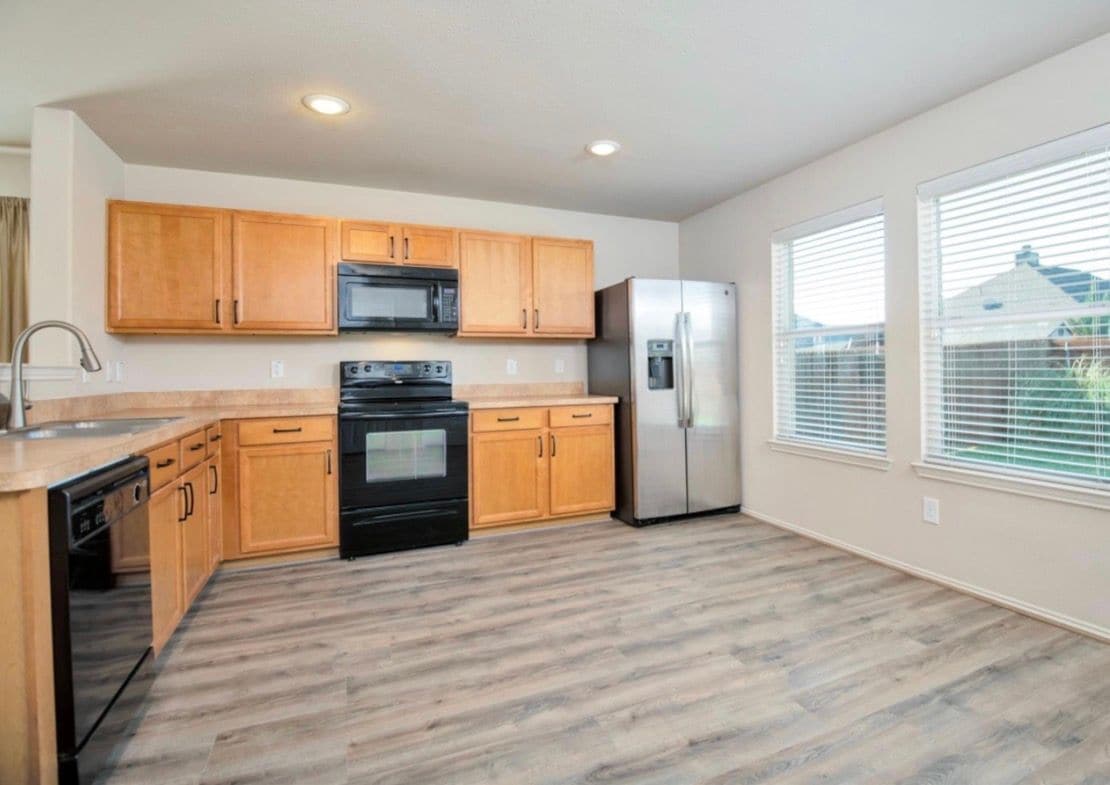 Photo - 2412 Clairborne Dr