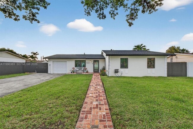 Building Photo - 13441 SW 74th St