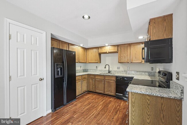 Photo - 46577 Broadspear Terrace