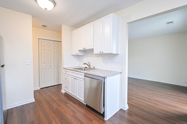 Photo - 4328 Villa Dr