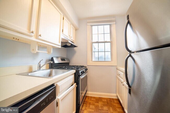 Photo - 22 S Old Glebe Rd Unit 305-D