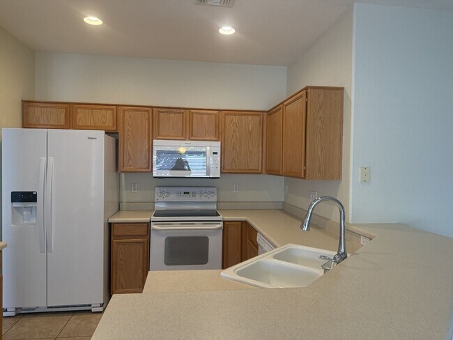 Photo - 4 Bedroom in San Tan Ranch, Gilbert!