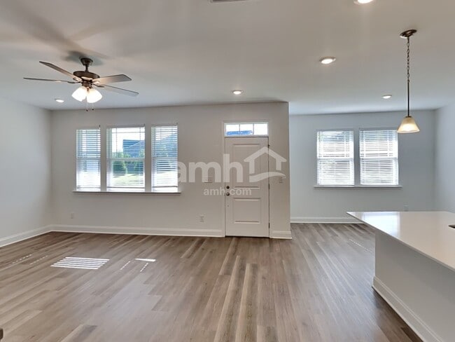 Photo - 214 Argea Dr