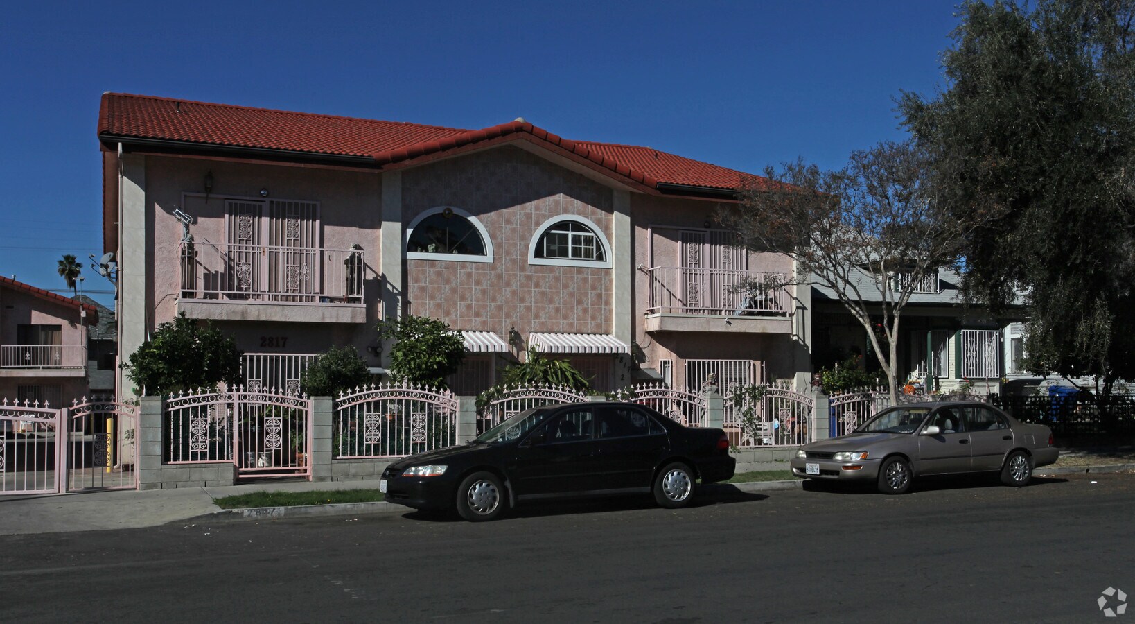 Photo - 2811-2817 Sichel St