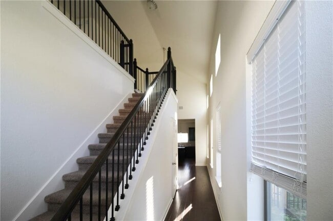 Photo - 2101 Rivers Edge Way