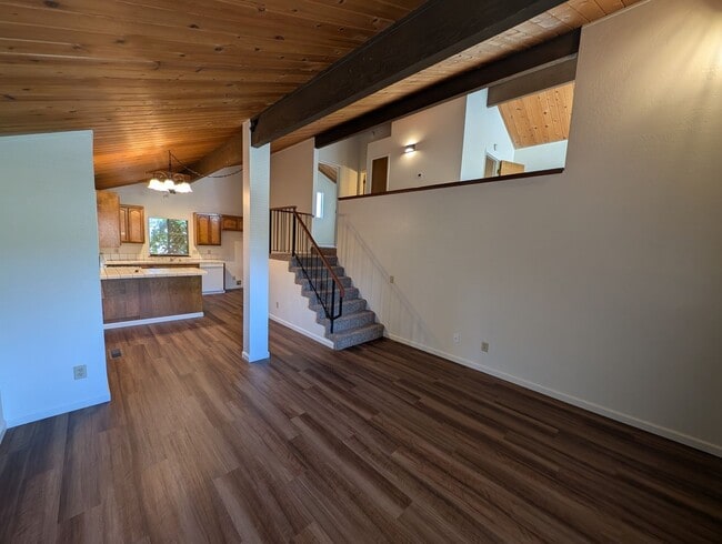 Photo - 0124 Unit 2046