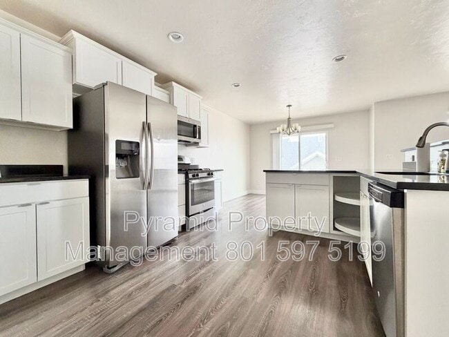 Photo - 15122 Gallant Dr