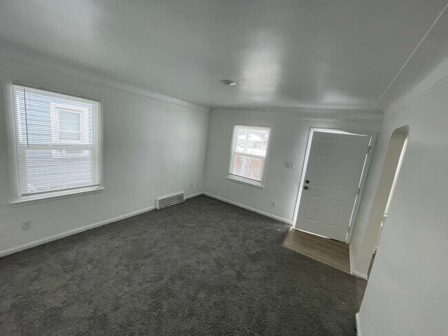 Photo - 9641 Evergreen Rd