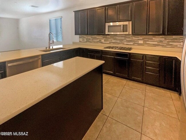 58834 BRANDING IRON Ct