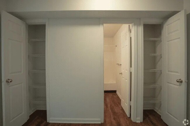 Photo - 100 Marshview Dr