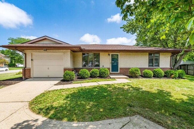 Building Photo - 1362 Yorkland Rd Rental