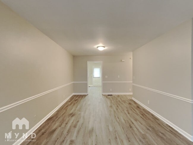 Photo - 453 Westgate Blvd