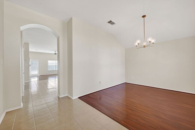 Photo - 9830 Lynette Falls Dr