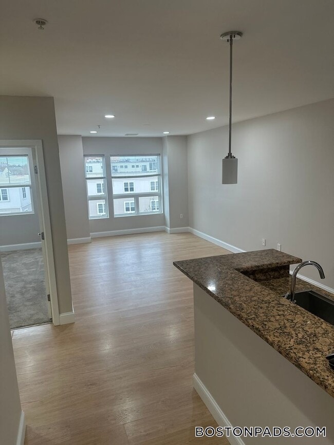 Photo - 75 S Main St Unit 509