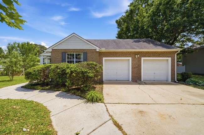Building Photo - 4553 Shoshone Ct