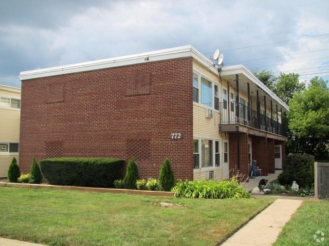 Building Photo - 772 E 5th Ct Unit A Rental
