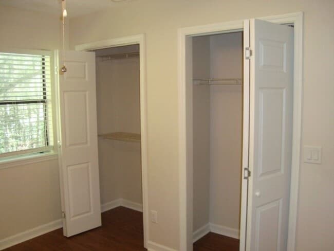 Photo - Kurt Circle 1351/1353**Raymer Unit 1351