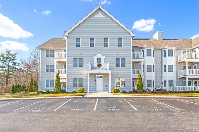 Saw Mill Square Apartments - Saw Mill Square Apartments