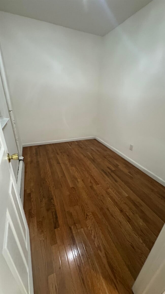 Photo - 89 W 21st St Unit 1