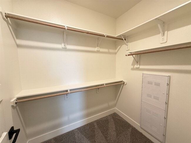 Photo - 2520 Washington Ave Unit B4-463