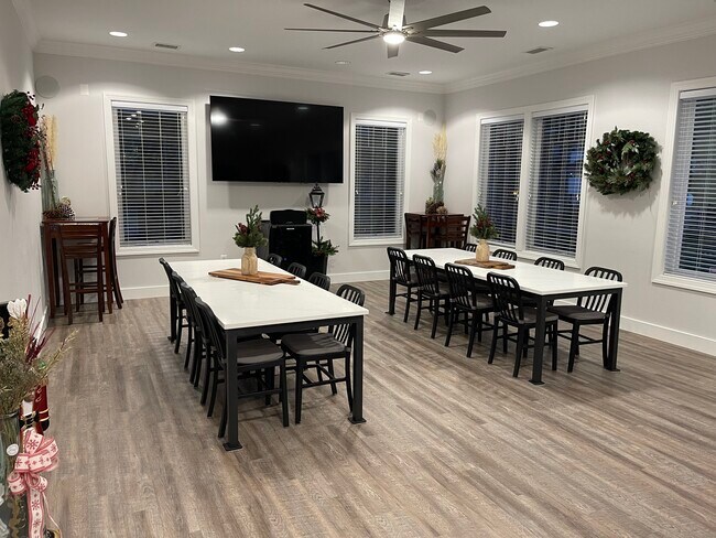 Photo - Randolph Square Apartments