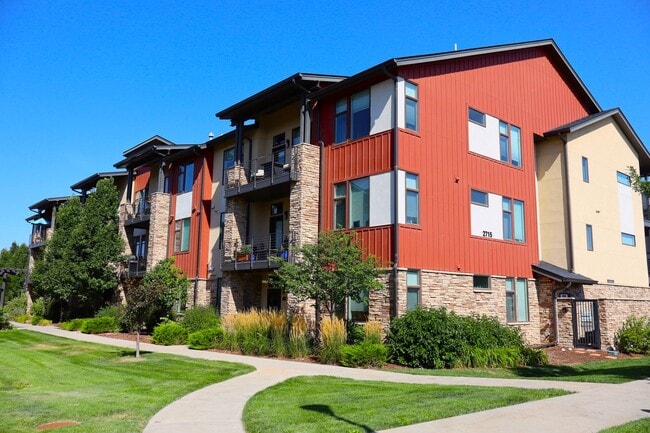 Building Photo - ? Modern 1-Bed Condo with Garage | Prime F...