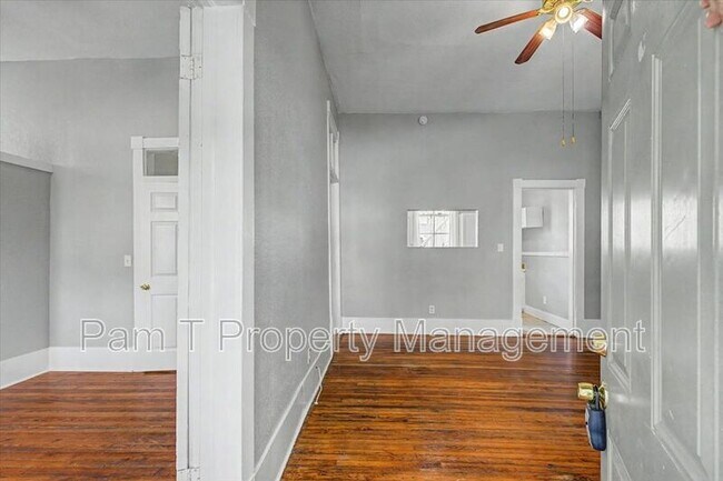 402 E Park Ave Unit 1B