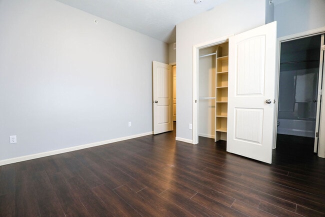 Tower B or C - Ensuite Bedroom