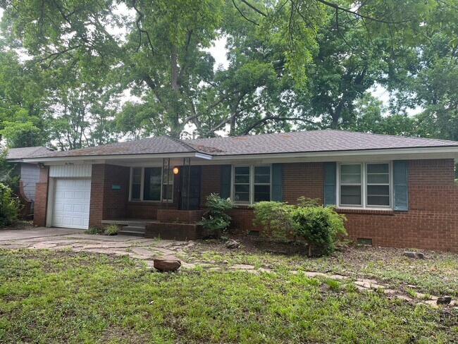 Photo - 511 Fleetwood Dr