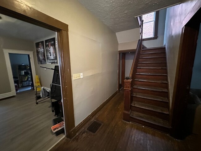 Photo - 5 Bedroom Clifton House Available Next to UC Campus