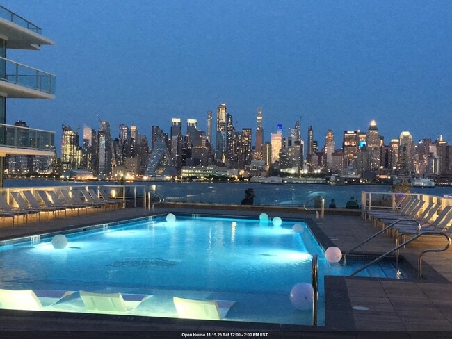 Building Photo - 800 Ave at Port Imperial Unit 308