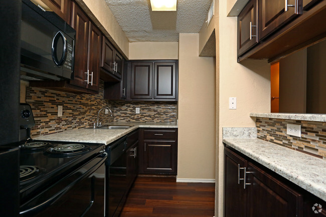 Interior Photo - Remington House Apartments