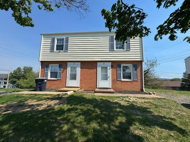 Photo - Renovated 2 bedroom Duplex!