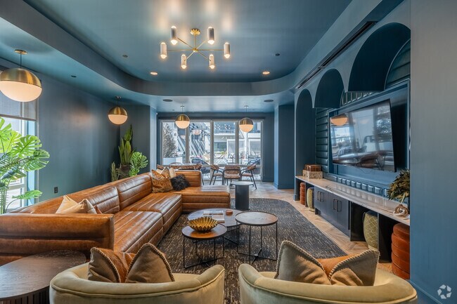 Clubhouse Media Lounge