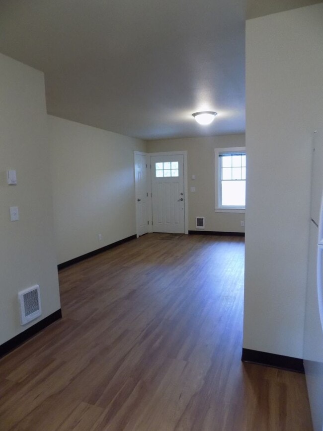 Photo - Cute Two-Bedroom Home In Springfield!