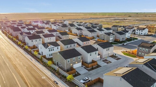 Photo - Brand-New 3BD/2.5BA Home in Southwest Bakersfield Modern Finishes, Solar & 2-Car Garage