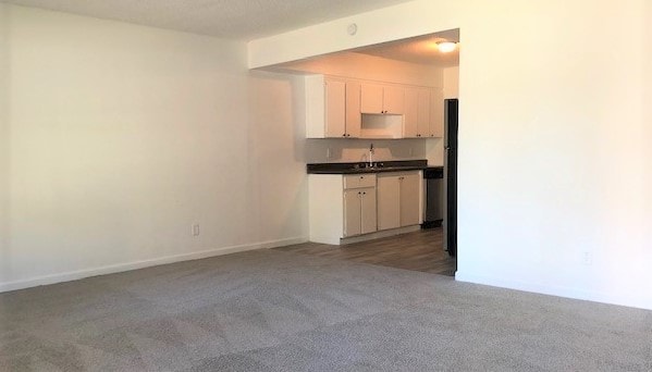 Photo - Country Lakes