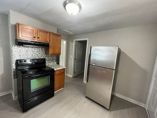 Photo - 617 W Granite Ave
